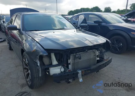 2014 Chrysler 300 from USA, damaged, VIN 2C3CCAAG7EH136381